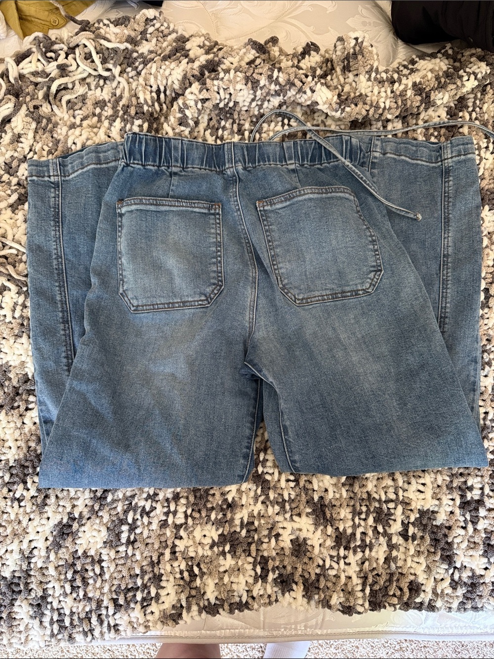 Kut from the Kloth Light Blue Wide-Leg Utility Jeans barrel style - Picture 4 of 6